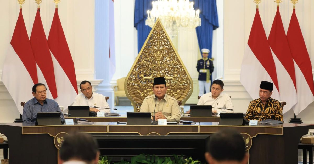 Indonesian President Prabowo Subianto meets national figures on Tuesday, 3 March 2026 in Jakarta to discuss current global situation (Photo/Presidential Secretariat)