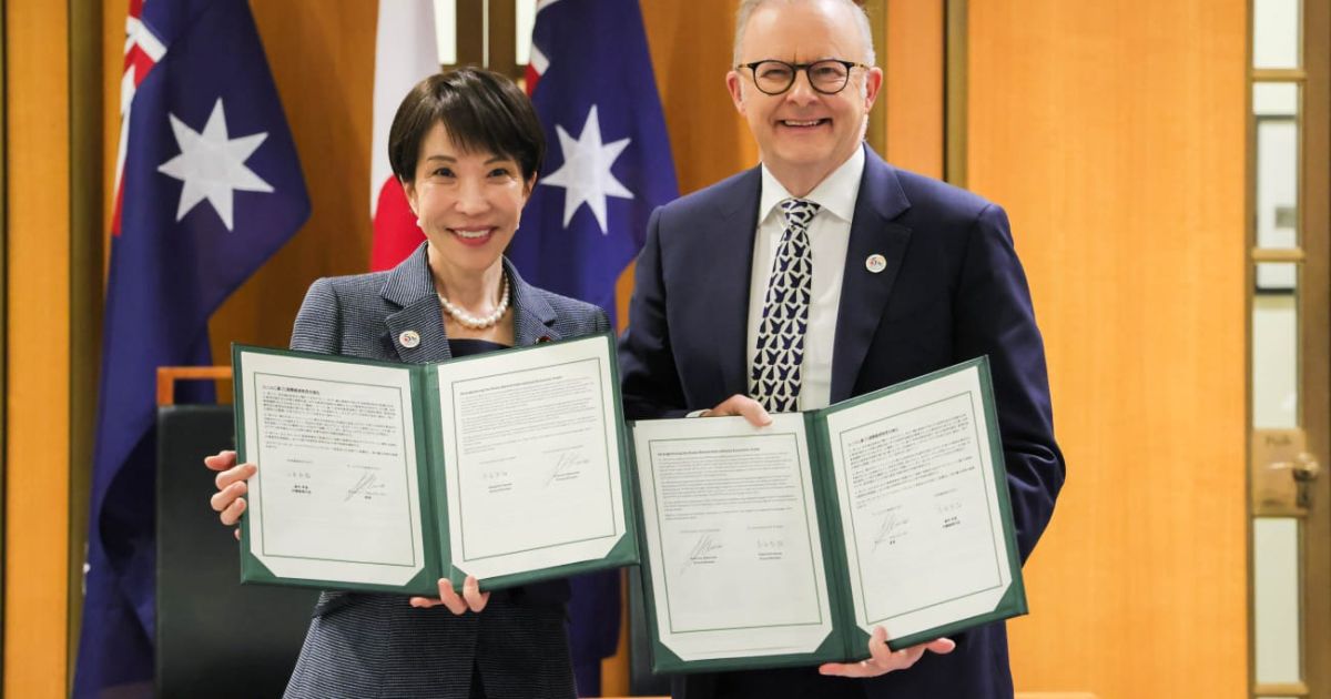 Japanese Prime Minister Sanae Takaichi (left) and Australian Prime Minister Anthony Albanese after signing cooperation agreement in Canberra on Monday, 4 May 2026 (Photo/X/PM Albanese)