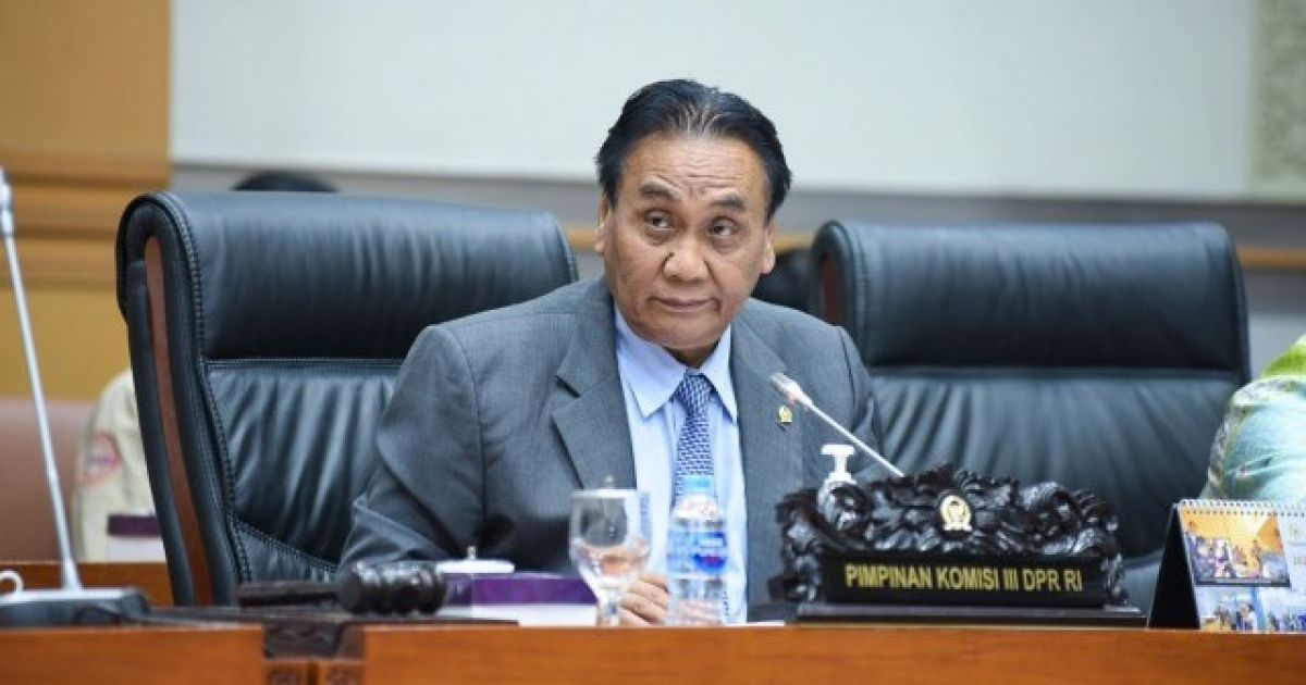 Bambang Pacul Questions Reports of MPR Chair Being Sent to Iran