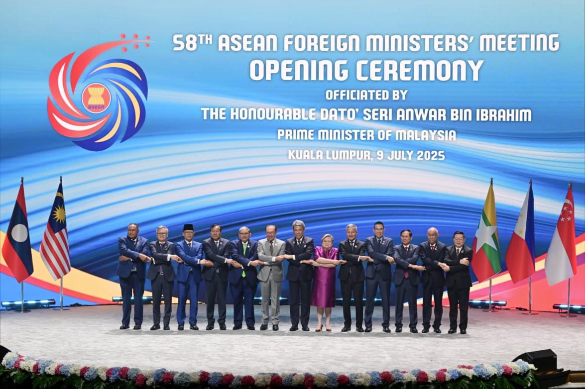ASEAN Foreign Ministers Gather to Shape Regional Future Amid Global Uncertainties