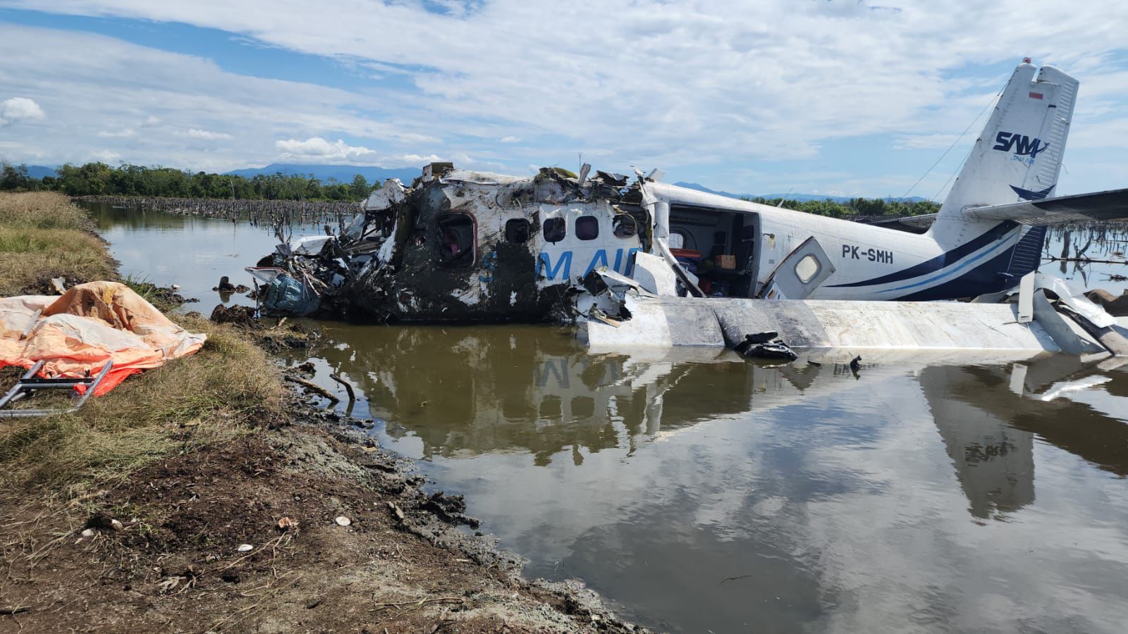 Light Plane Crashes in Indonesia’s Gorontalo, 4 Killed