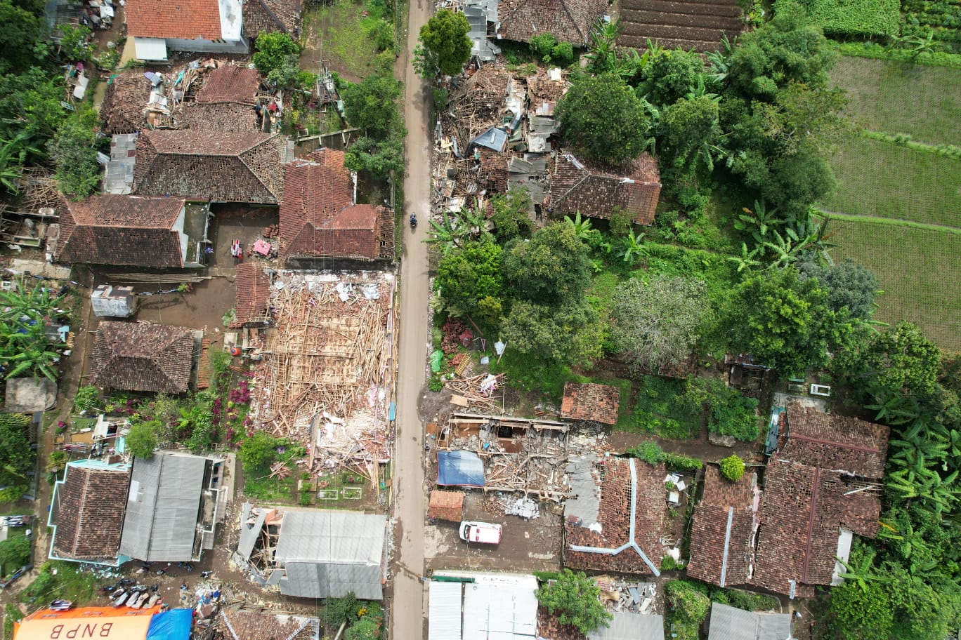 Cianjur Quake Death Toll Rises to 310 as 17 Bodies Found