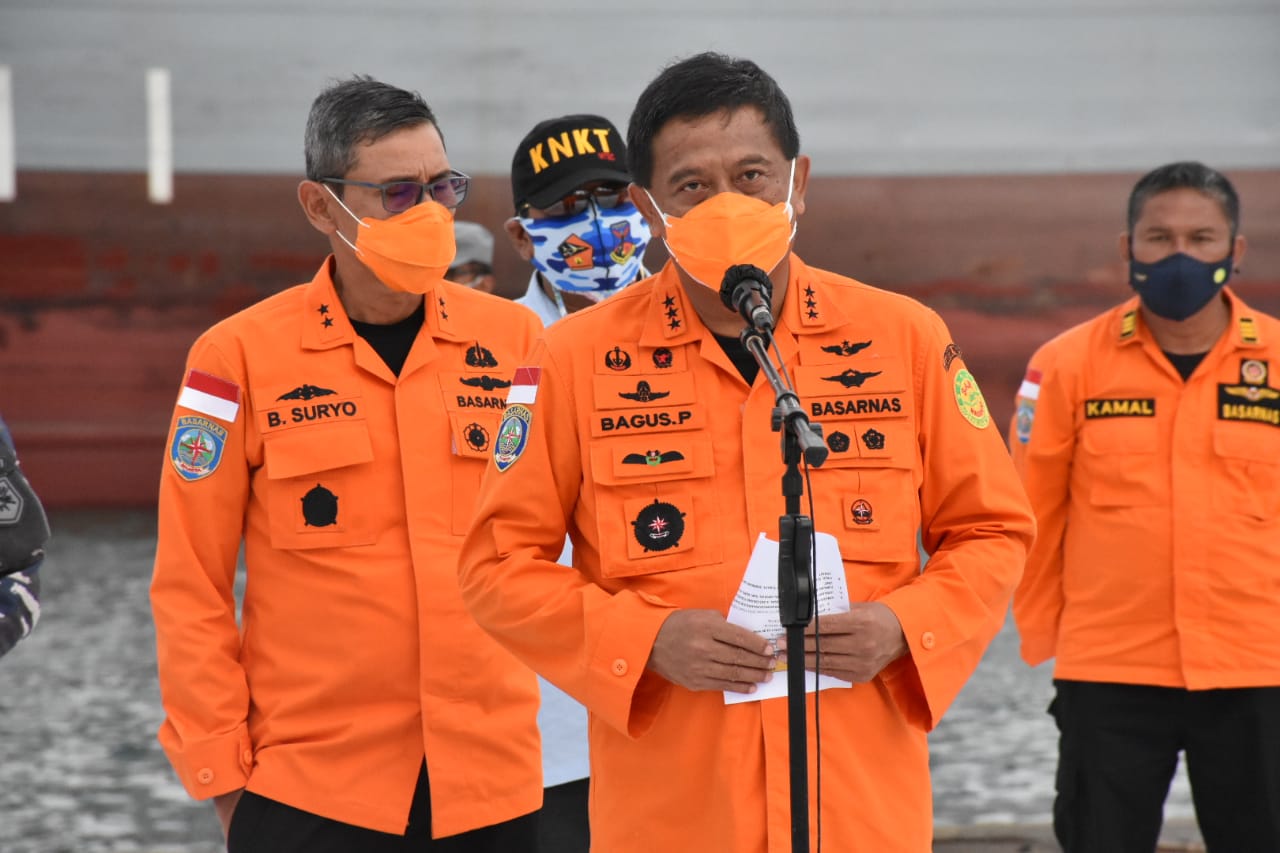 Indonesia Extends Search And Rescue Operation of Passenger Jet SJ-182