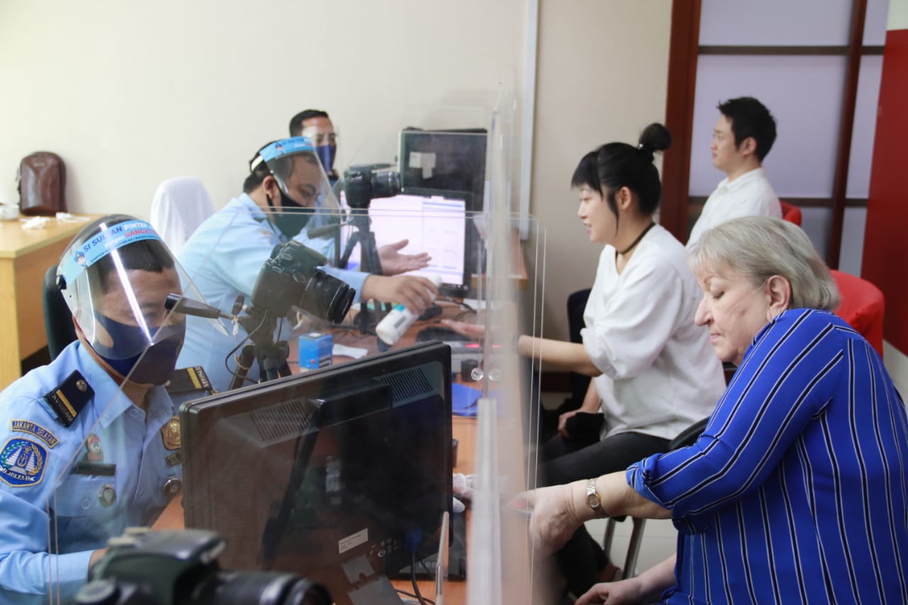 Indonesia to Start Serving Visa For Citizen of Eight Calling Visa Countries on Nov.23