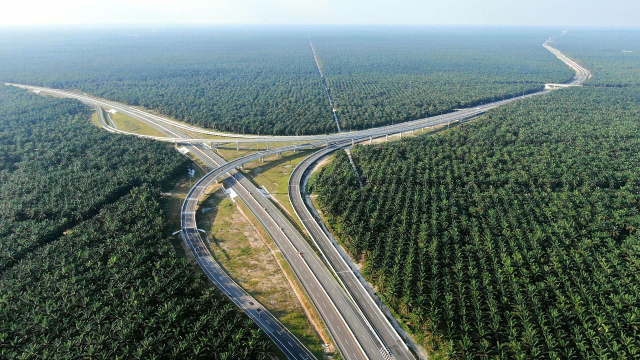 Indonesia’s 131.5 Kilometers Pekanbaru-Dumai Toll Road Inaugurated