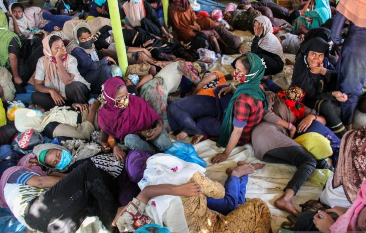 Bali Process Fails, About 300 Rohingya Refugees Arrive in Indonesia’s Aceh