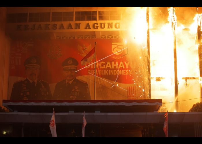 Indonesian AGO Building Caught on Fire, Case Documents and Detainees Secured