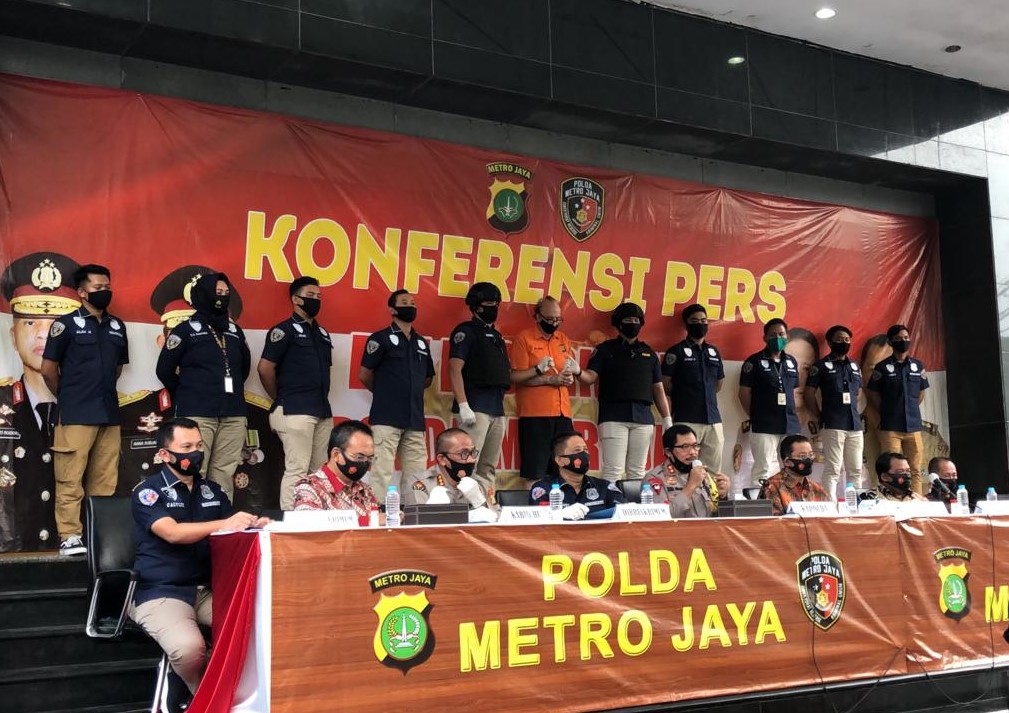 French Child Sex-Abuser Suspect Dies of Suicide Attempt in Indonesia