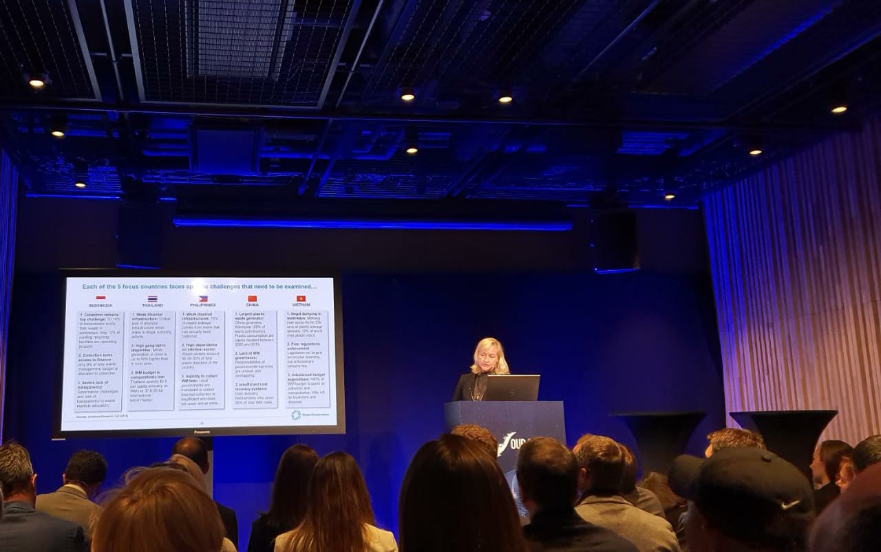 Indonesia to Commit Reducing Marine Plastic Waste to 70 Pct by 2025