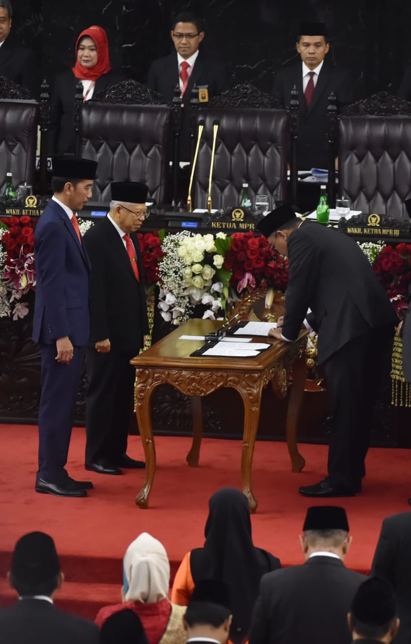Indonesia’s President Jokowi And VP Ma’ruf Inaugurated